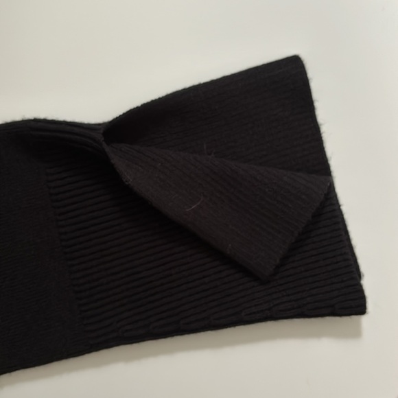 French Connection Sweater - Picture 5 of 7